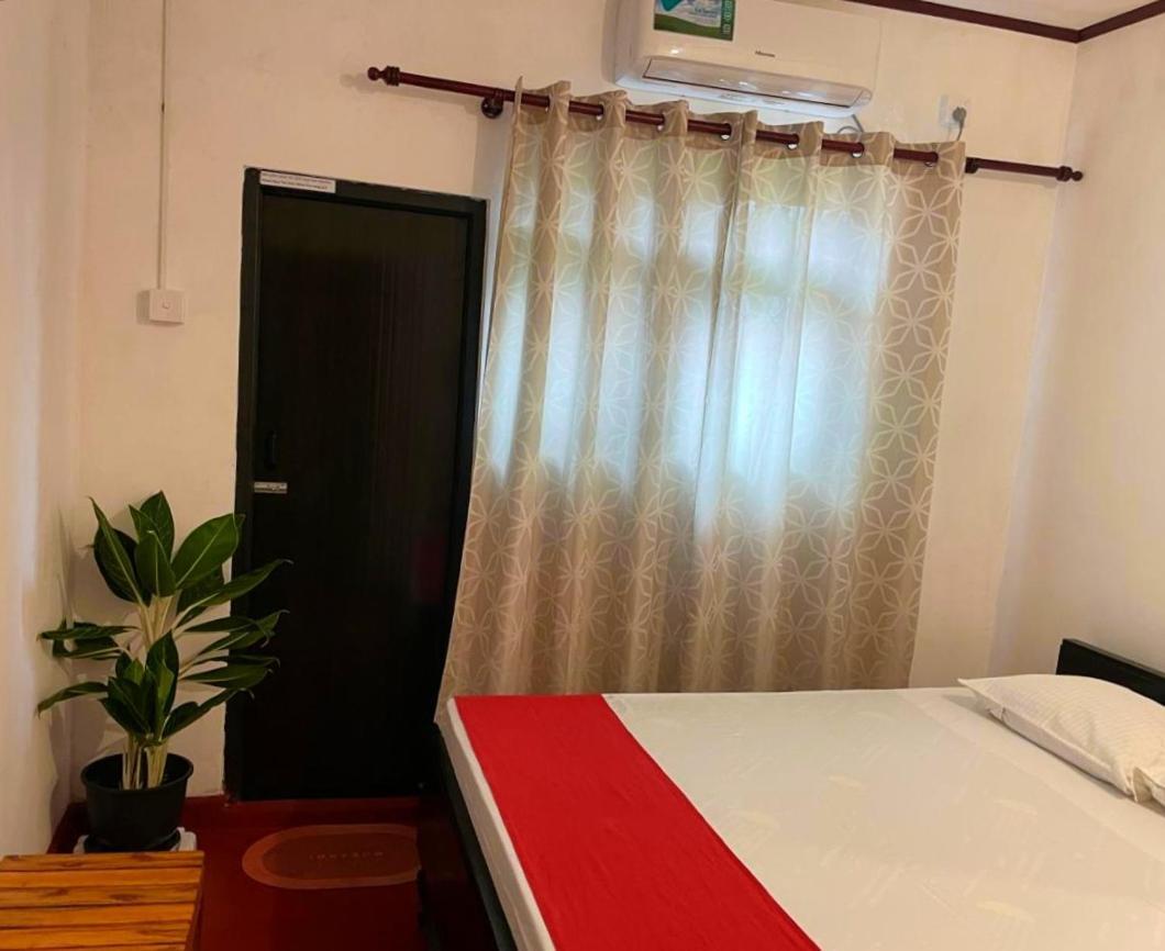 Olivia Homestay Anuradhapura Esterno foto