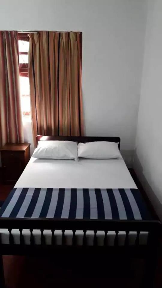 Olivia Homestay Anuradhapura Esterno foto